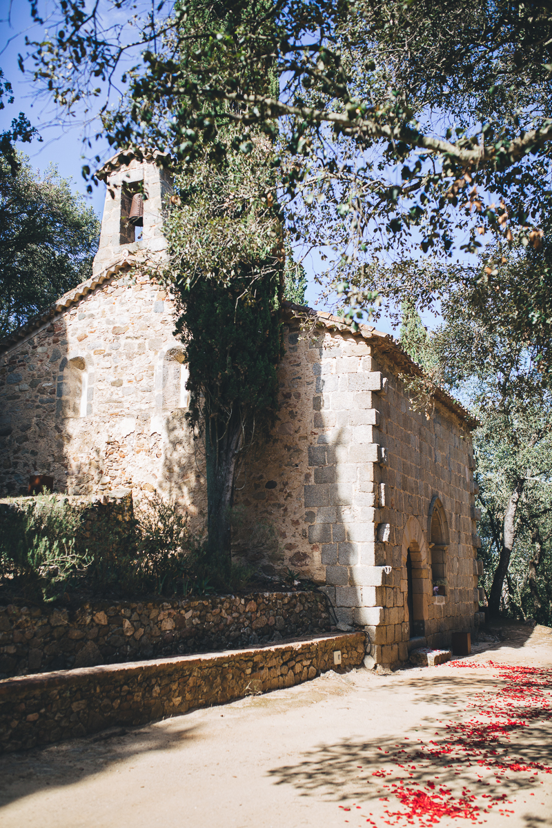 Sant Pere de Clarà chapel -Mireia Navarro photography